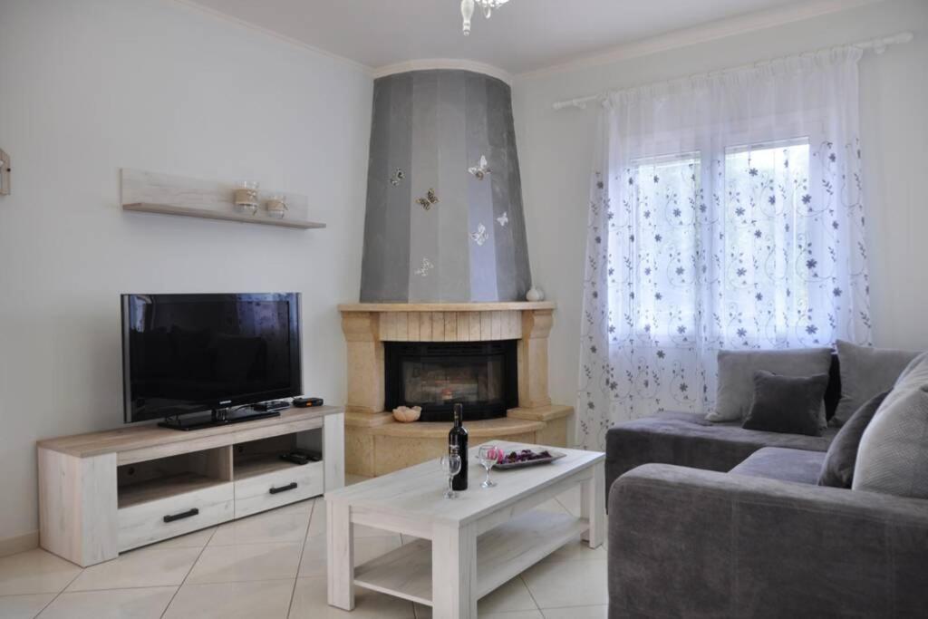 Villa Angelika Liapades Esterno foto